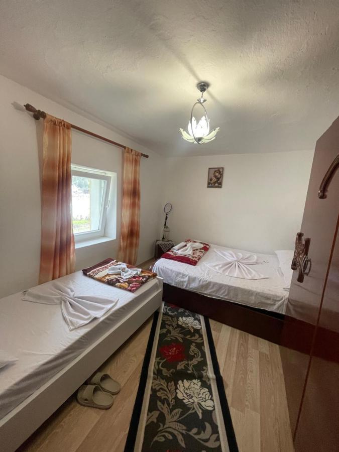 Bed and Breakfast Bujtina Brahim Selimaj Valbone Exterior foto