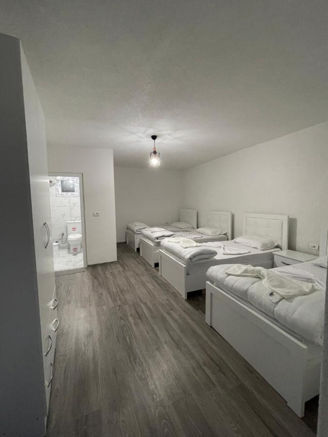 Bed and Breakfast Bujtina Brahim Selimaj Valbone Exterior foto