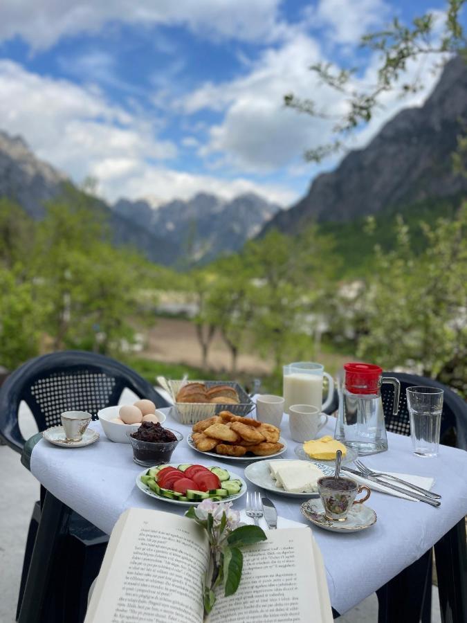 Bed and Breakfast Bujtina Brahim Selimaj Valbone Exterior foto