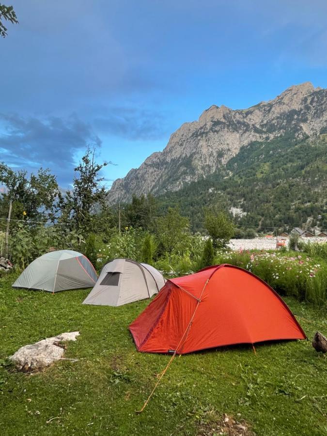 Bed and Breakfast Bujtina Brahim Selimaj Valbone Exterior foto