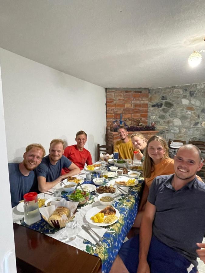 Bed and Breakfast Bujtina Brahim Selimaj Valbone Exterior foto