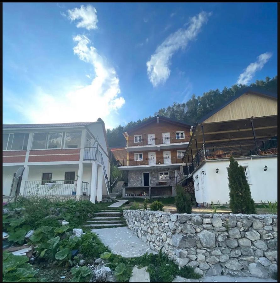 Bed and Breakfast Bujtina Brahim Selimaj Valbone Exterior foto