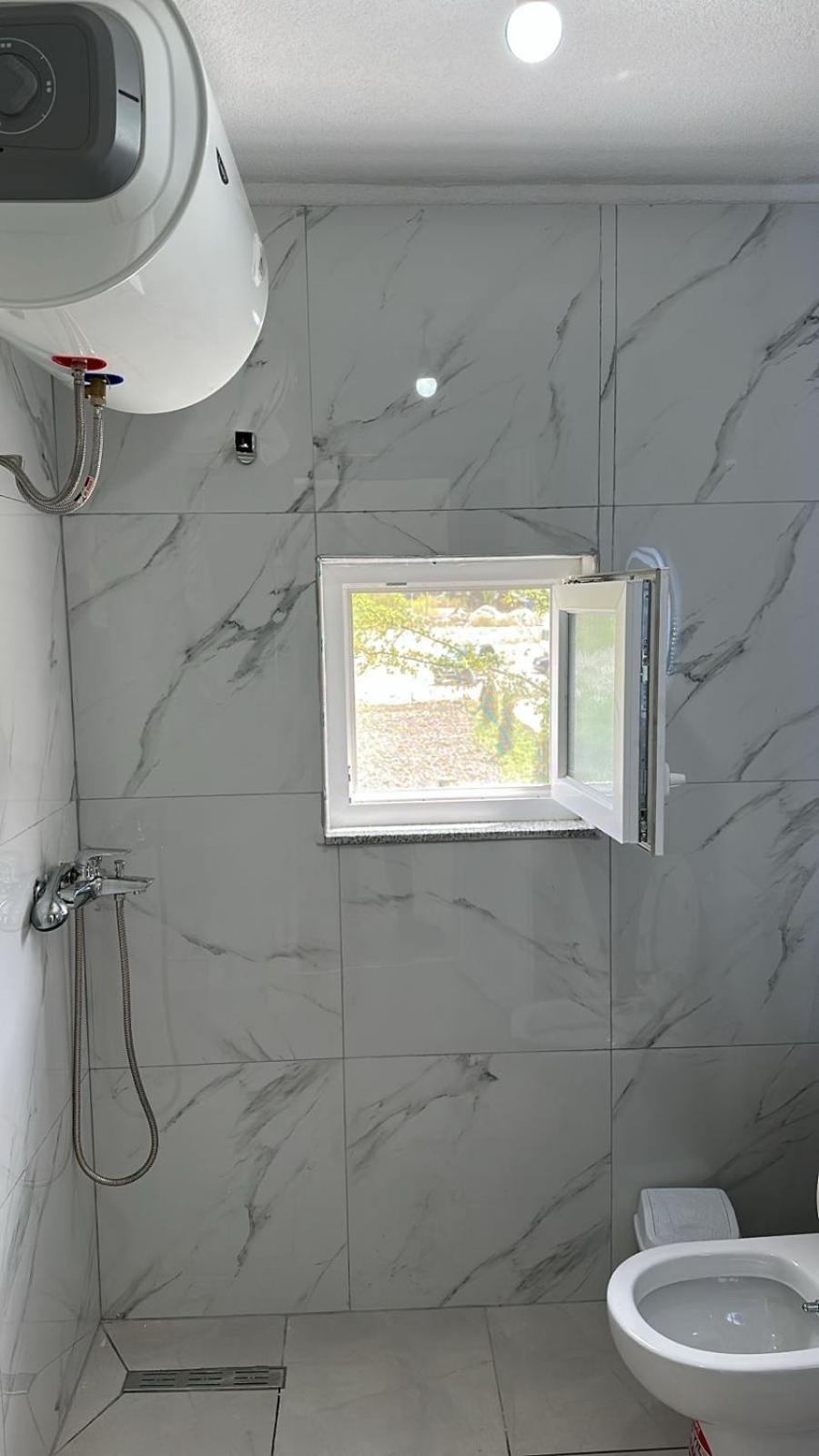 Bed and Breakfast Bujtina Brahim Selimaj Valbone Exterior foto