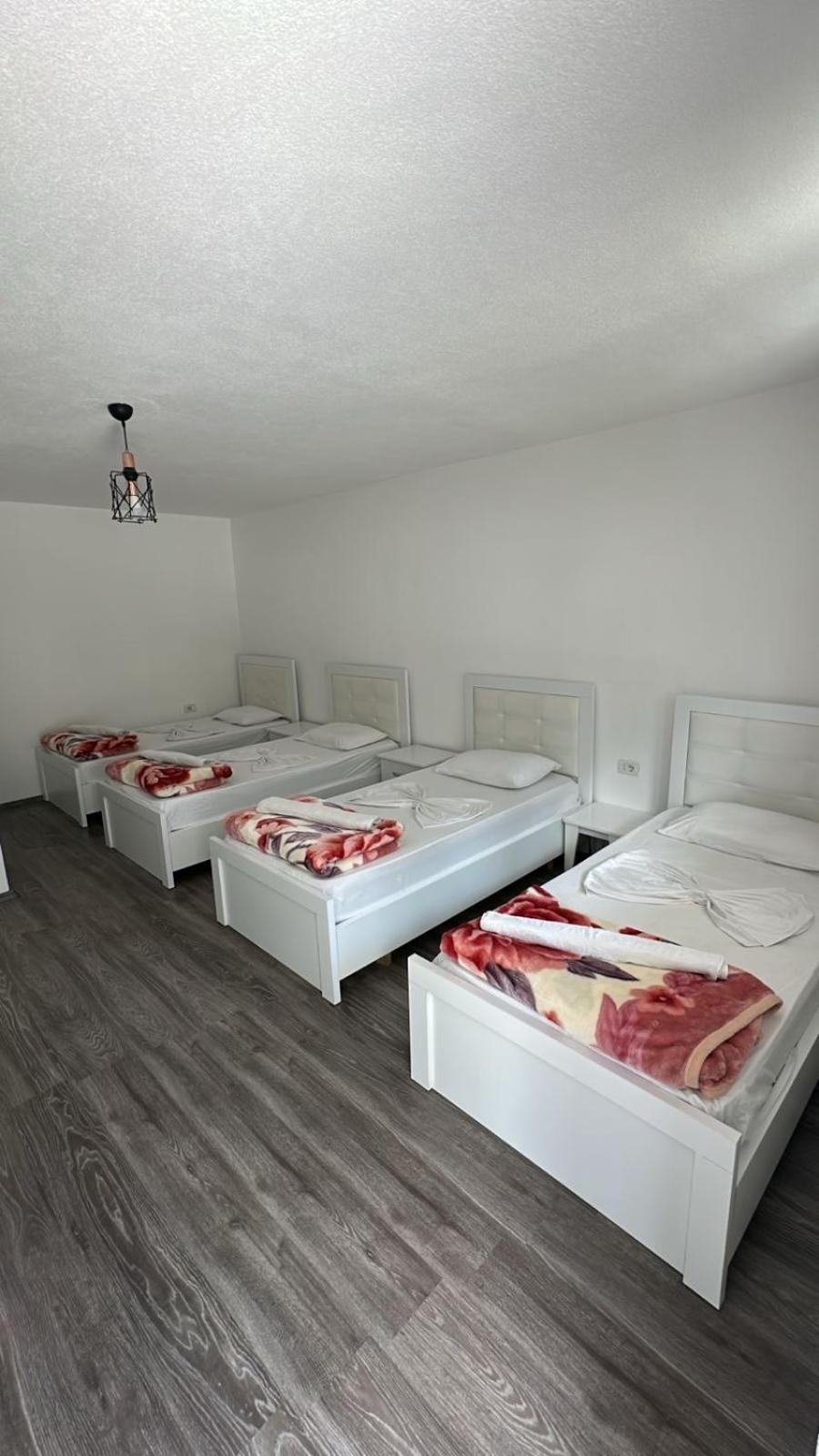 Bed and Breakfast Bujtina Brahim Selimaj Valbone Exterior foto