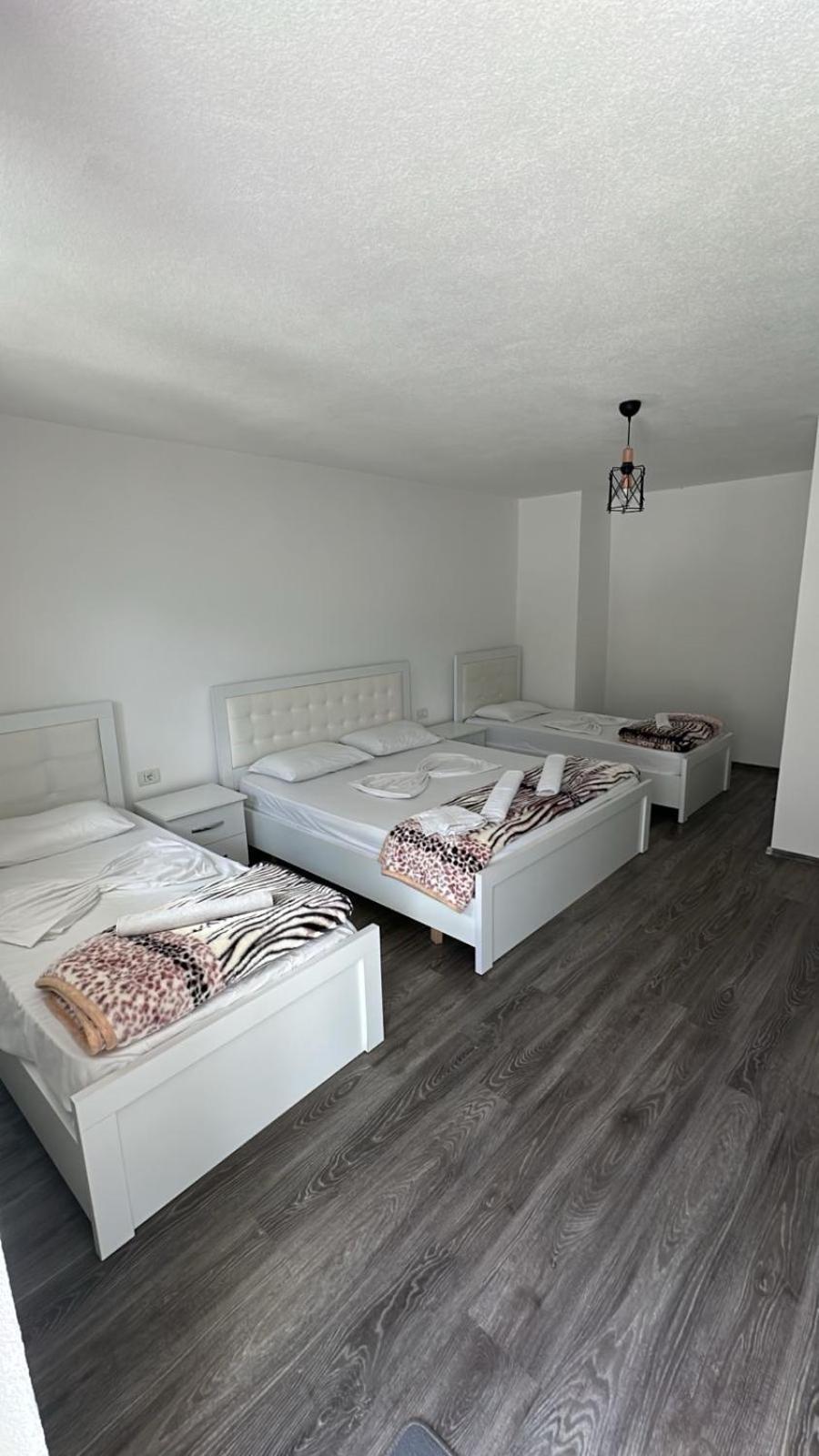 Bed and Breakfast Bujtina Brahim Selimaj Valbone Exterior foto